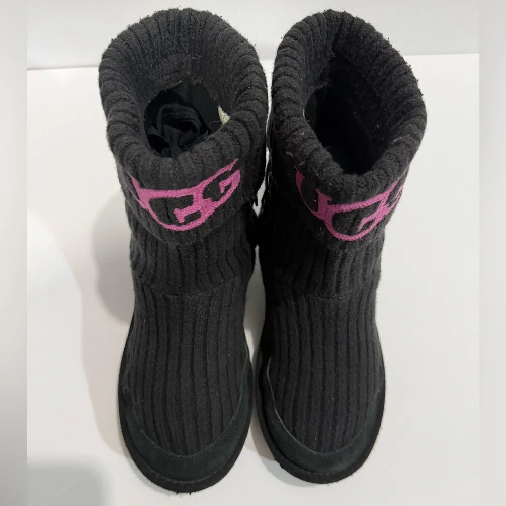 UGG CARDY KNIT BOOTS FOR BIG GIRL SIZE 4